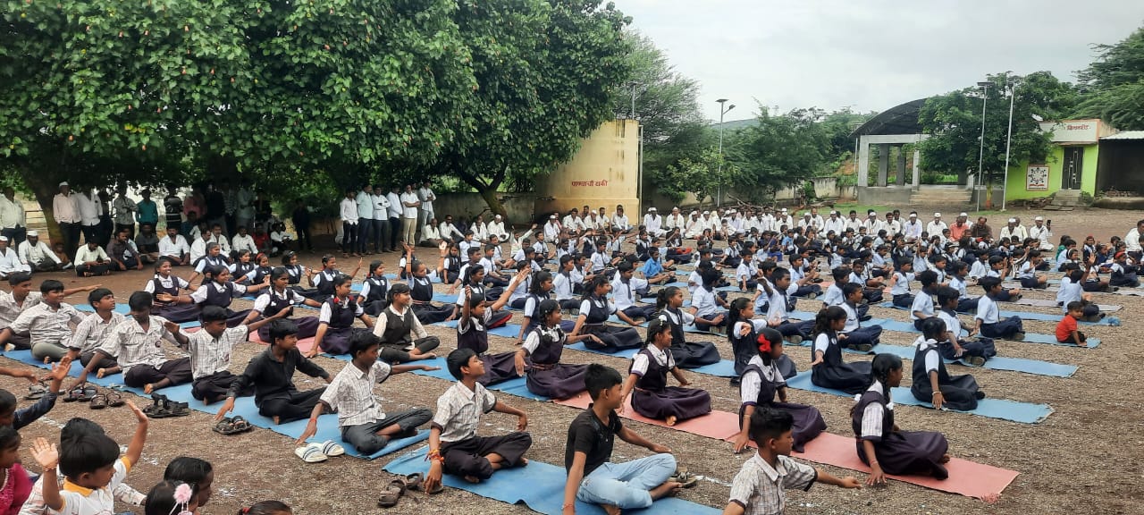 WhatsApp Image 2025-12-09 at 12.31.42 PM (1)